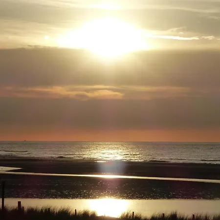 Hosted By Wendy Sea Sky Duinvilla Hága